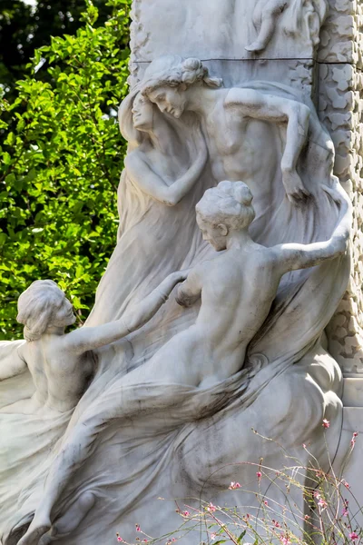 Oostenrijk, Wenen, johann strauss monument — Stockfoto