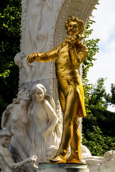 Ausztria, Bécs, johann strauss-emlékmű — Stock Fotó