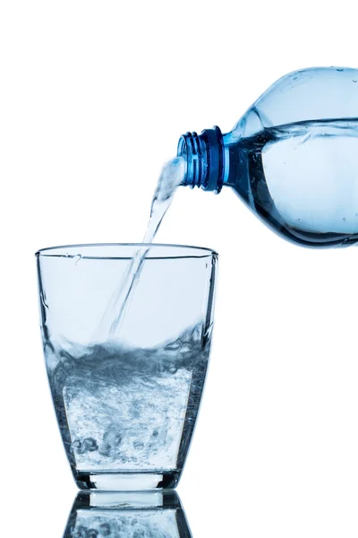 Pour water into a glass — Stock Photo, Image
