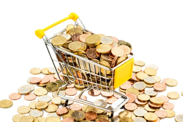 Cesta de compras con monedas — Foto de Stock