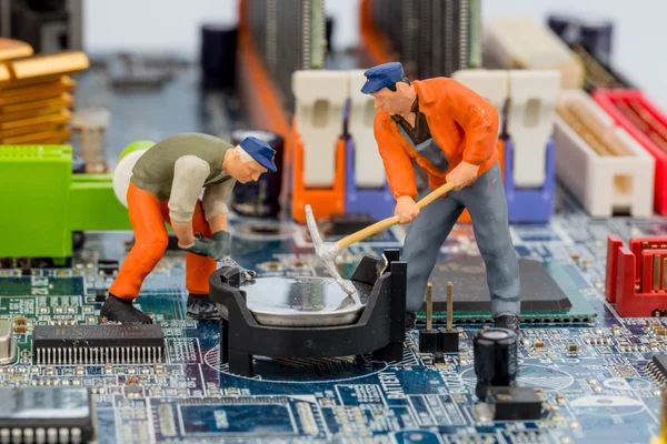 Placa de computador e construção — Fotografia de Stock