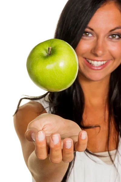 Frau mit Apfel — Stockfoto