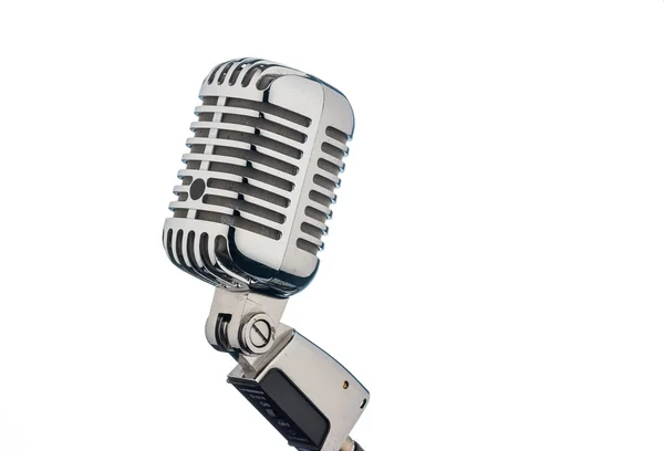 Ретро мікрофон на білому фоні — стокове фото