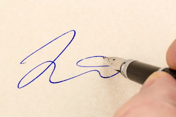 Signature on a contract — Stock Photo, Image