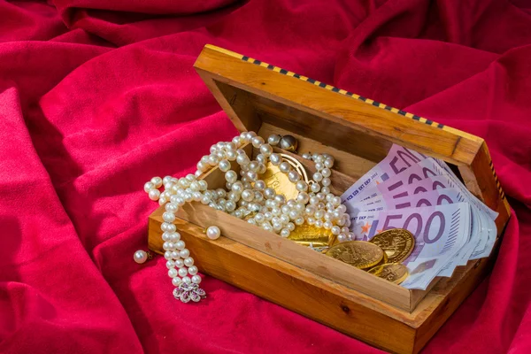 Goud en juwelen — Stockfoto