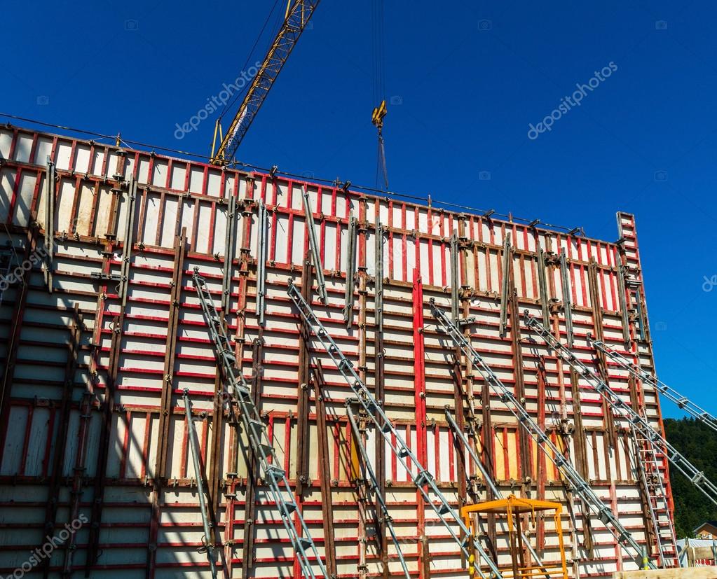 Construction of an industrial building — Stock Photo © ginasanders