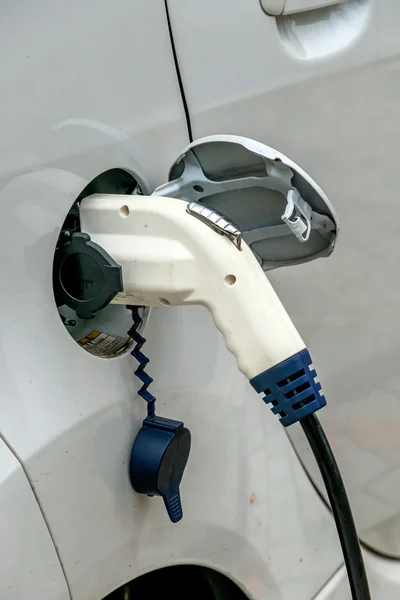 Stazione di ricarica auto elettrica per — Foto Stock