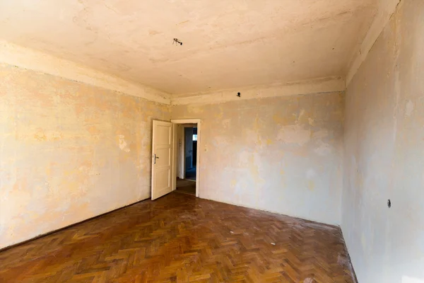 Apartment to be renovated — Stock Photo, Image