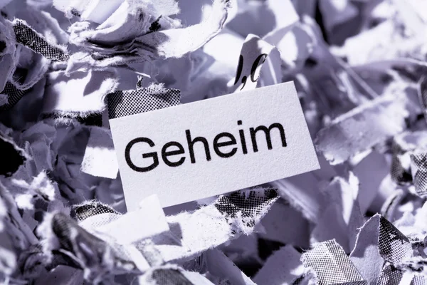 Geheimes Papier geschreddert — Stockfoto