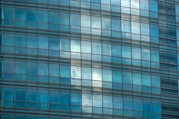 Fassade eines Bürogebäudes — Stockfoto