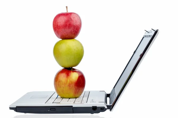 Jablko na klávesnici — Stock fotografie