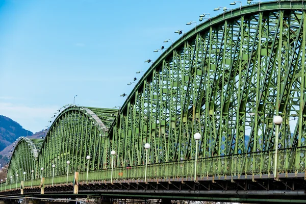 Rakousko, Linec, železniční most — Stock fotografie