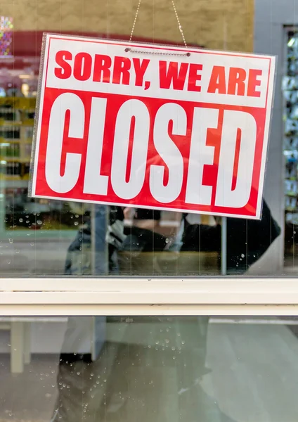 Sign sorry we are closed — Stock Photo, Image