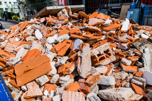 Construction debris at construction site — Stock Photo, Image