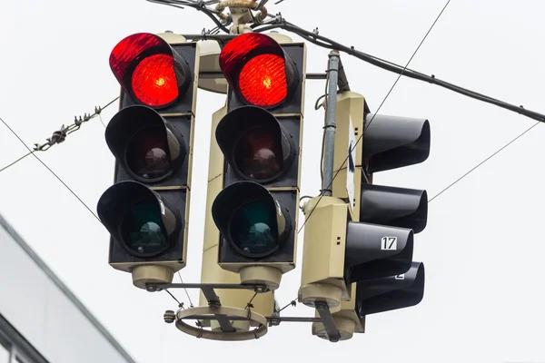 Semáforo con luz roja — Foto de Stock