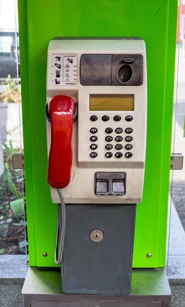 Telefonkiosk den österrikiska Telekomen — Stockfoto