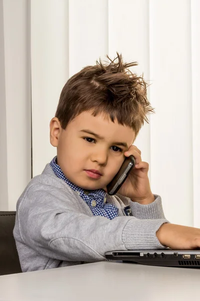 Little boy on laptop — Stock Photo, Image