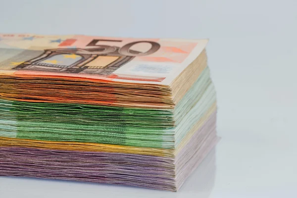 Mnoho různých euro bankovky — Stock fotografie