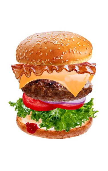 Hambúrguer hambúrguer com ingredientes voadores caindo sobre fundo branco — Fotografia de Stock