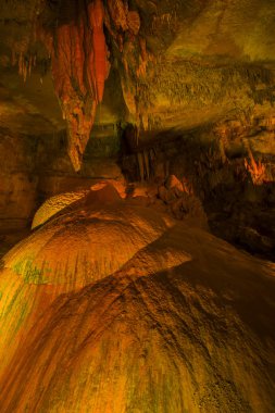 kireçtaşı mağara Damlataş dikit Prometheus Gürcistan çok renkli