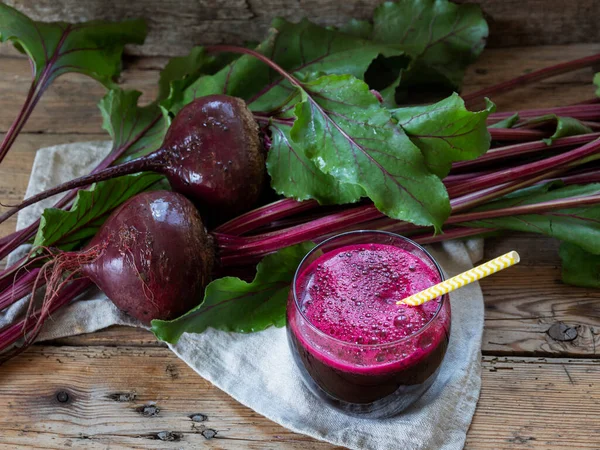 Fresh Squeezed Beetroot Juice Glass Wooden Surface Healthy Eating Detox — Stock Photo, Image