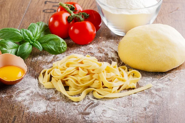 Sliced homemade noodles — Stock Photo, Image