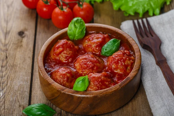 Meatballs in tomato sauce — Stock Photo, Image