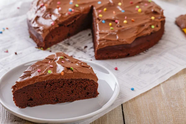 Pastel de chocolate con crema de mantequilla de café —  Fotos de Stock