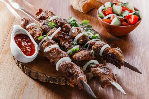 Brochettes shashlik kebab — Photo