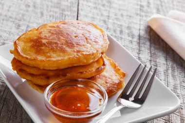 Krep havuç ile akçaağaç şurubu Kahvaltı börek