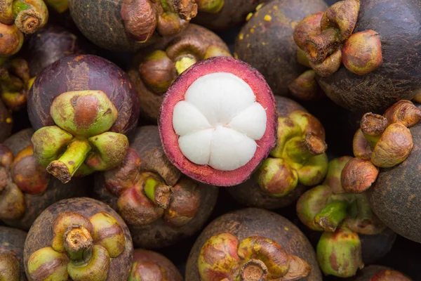 Söt frukt Mangostan — Stockfoto