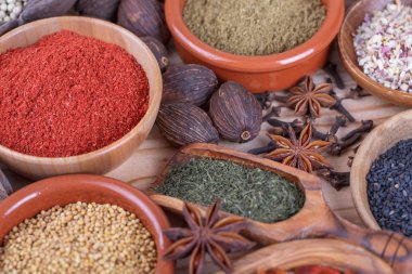 farklı baharatlar 