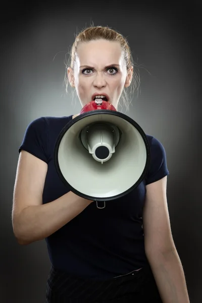 Mujer de negocios con altavoz —  Fotos de Stock