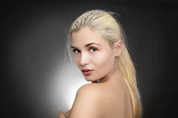 Портрет краси блондинки жінки — стокове фото
