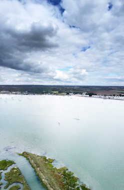 Essex İngiltere 'sindeki nehir karasu üzerinde kuş bakışı görüş
