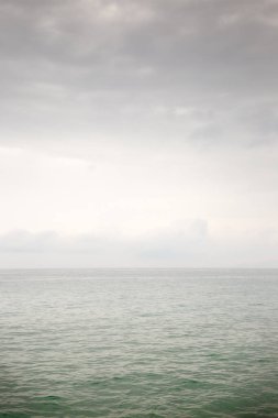 İspanya 'da deniz ve gökyüzünün deniz manzarası