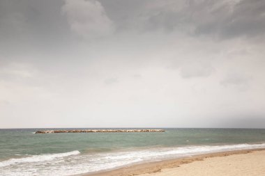 İspanya 'da deniz ve gökyüzünün deniz manzarası