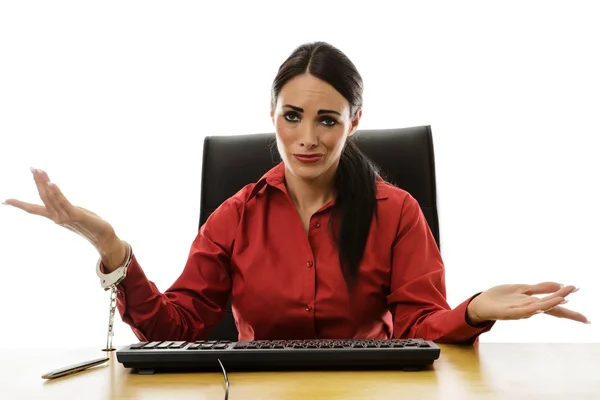 Woman handcuff to desk — Stock Photo, Image