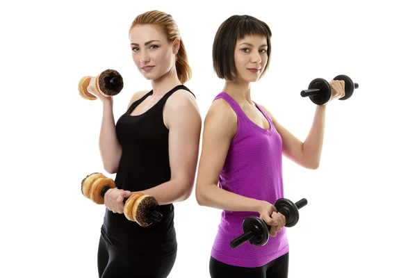 Две молодые модели фитнеса — стоковое фото