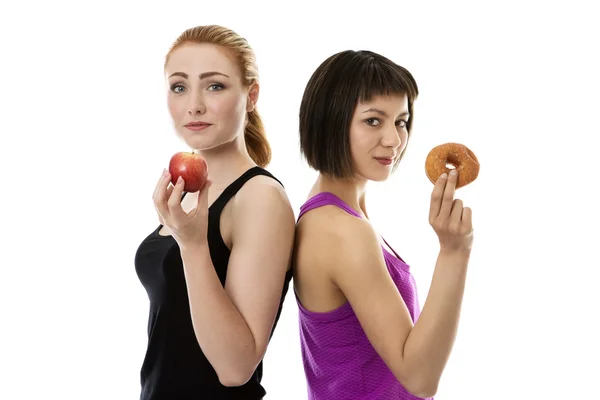 Deux jeunes modèles de fitness — Photo