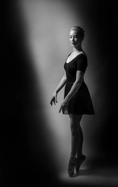 Black and white shot of a single ballerina — Stock Photo, Image