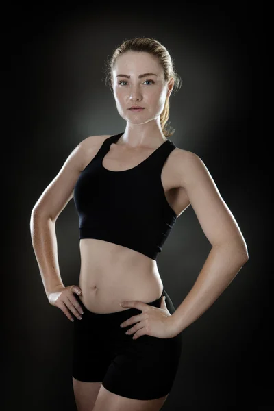 Kvinna fitness kvinna — Stockfoto