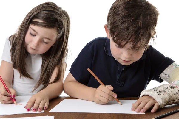 Niños trabajando duro —  Fotos de Stock