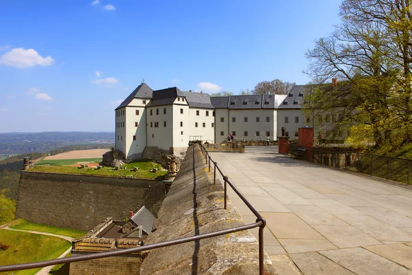 A fortaleza de Koenigstein.Saxon Suíça, Alemanha — Fotografia de Stock