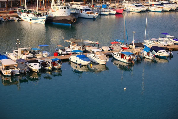 Yat ve Fshing tekne Eilat, İsrail — Stok fotoğraf