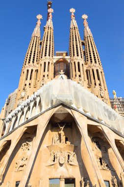 Sagrada Familia için ünlü Katolik bazilika inşa 