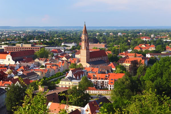 Widok na historyczne miasto Landshut, Bawaria, Niemcy, od — Zdjęcie stockowe