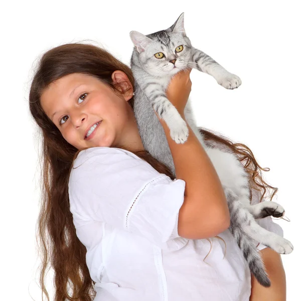 Маленькая девочка и котенок — стоковое фото