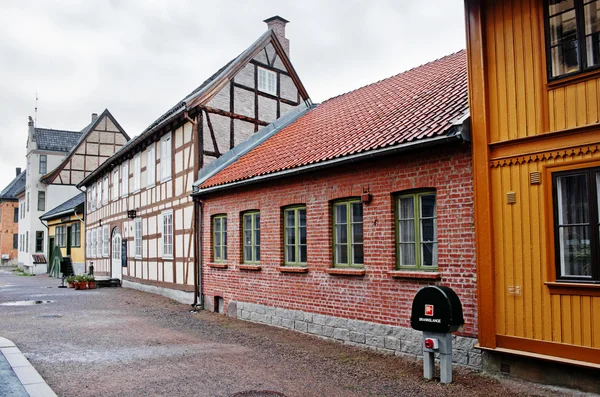 Traditionella norska hus med gräs tak — Stockfoto