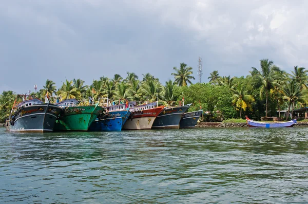 Indiase vissersboten in kerala — Stockfoto